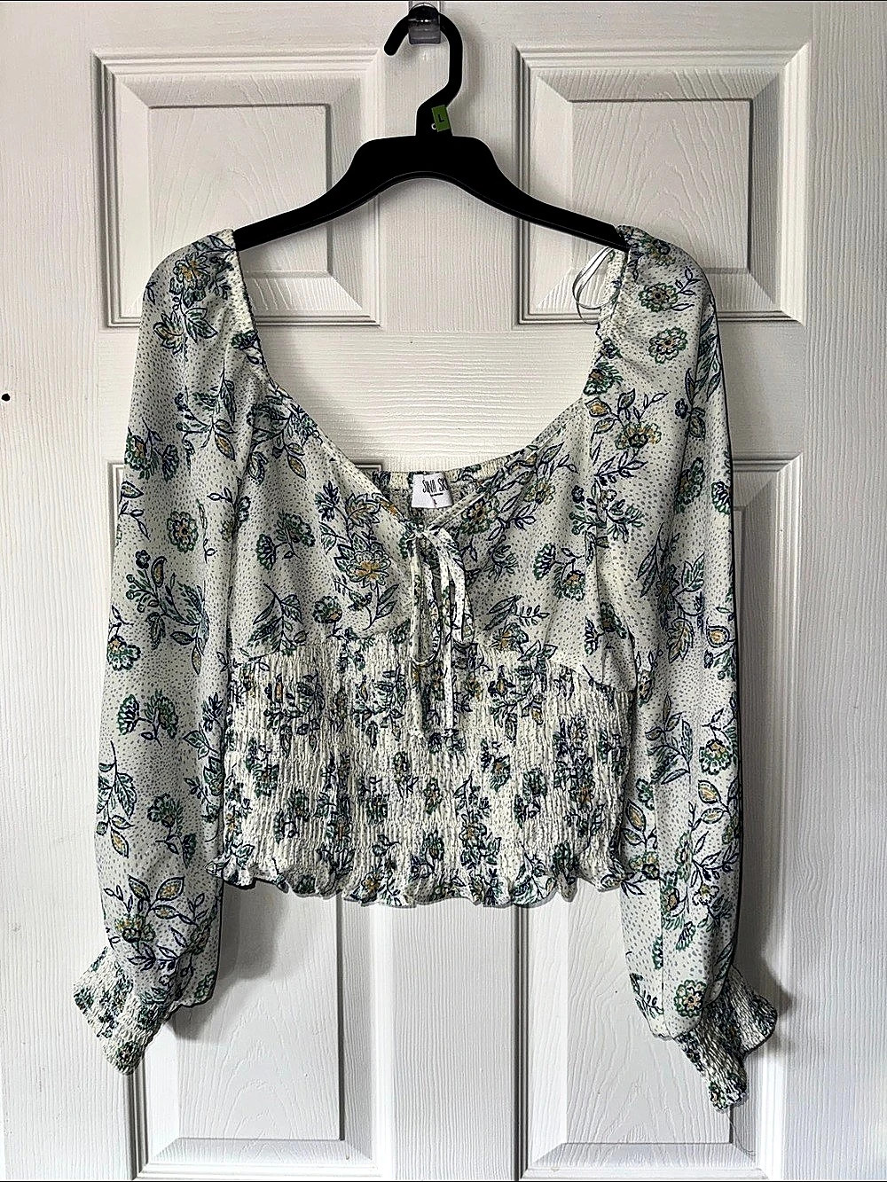 Sienna Sky Floral Cropped Top - White & Blue - Size L - Like New